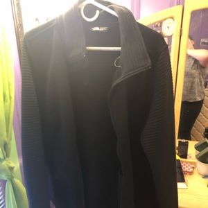 Women’s Northface sweater